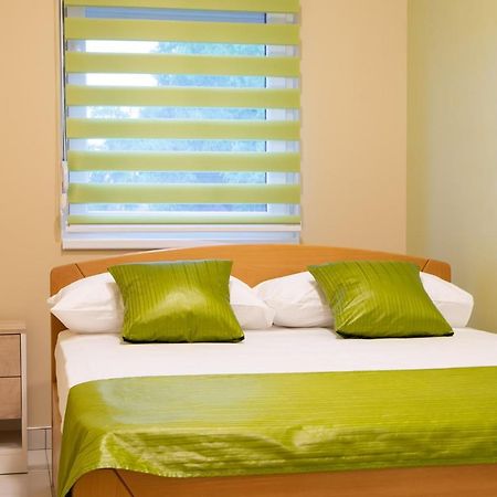 Jana Apartmani Belgrado Buitenkant foto