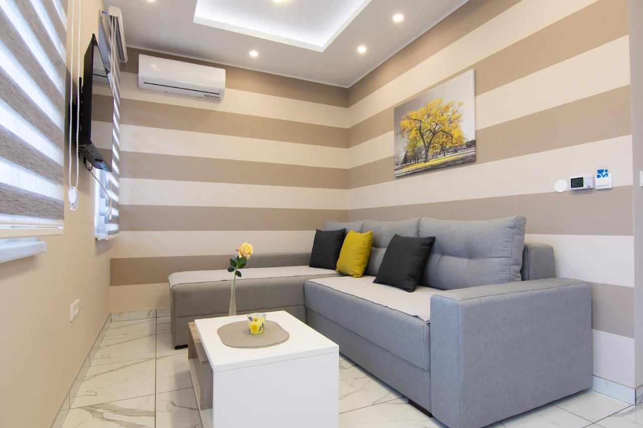 Jana Apartmani Belgrado Buitenkant foto