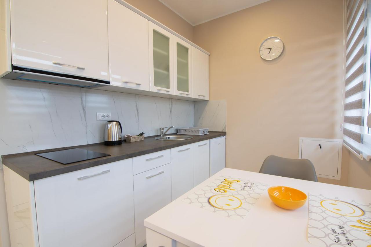 Jana Apartmani Belgrado Buitenkant foto