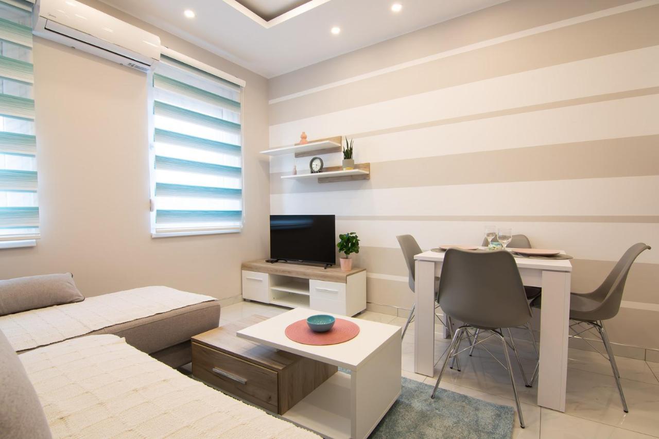 Jana Apartmani Belgrado Buitenkant foto