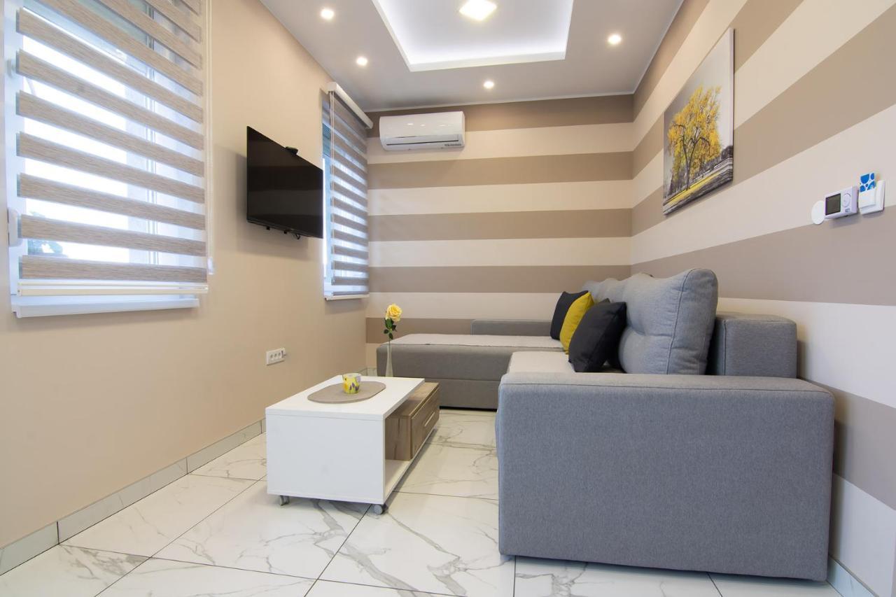 Jana Apartmani Belgrado Buitenkant foto