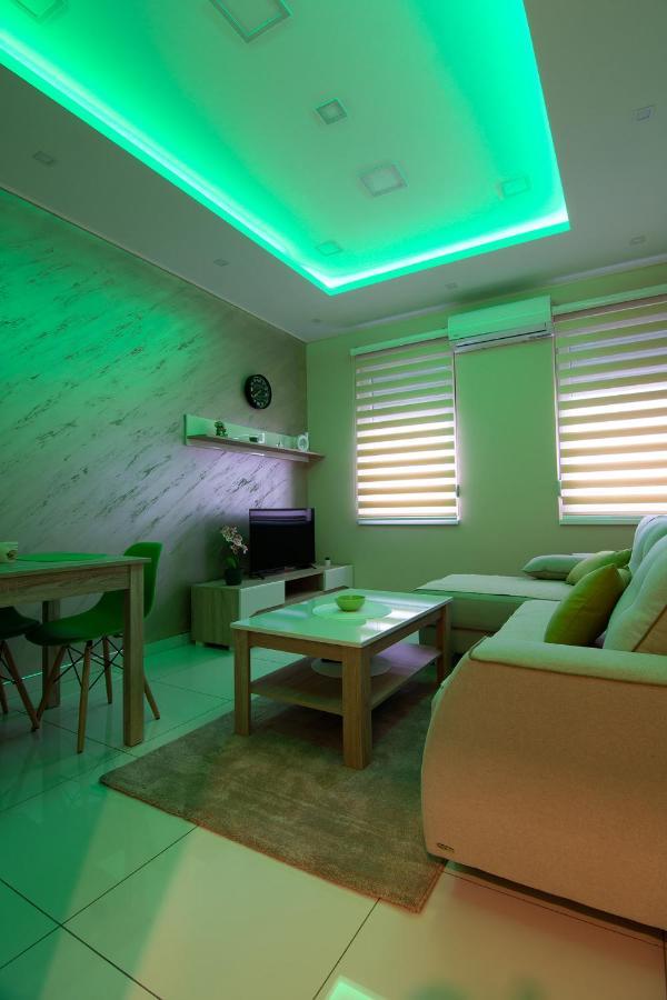 Jana Apartmani Belgrado Buitenkant foto